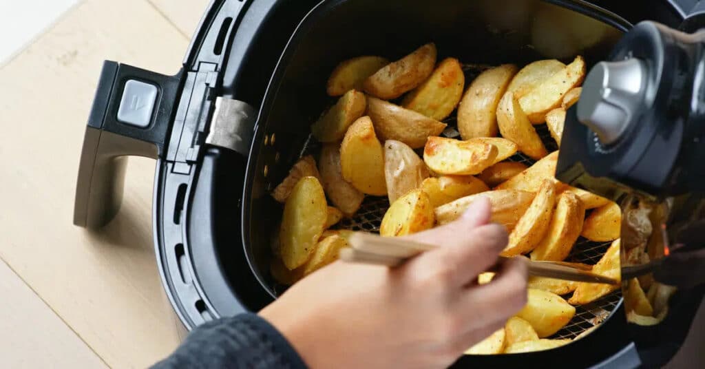 Como Limpar Airfryer Sem Arranhar ou Estragar: Guia Completo para a Manutenção de sua Fritadeira